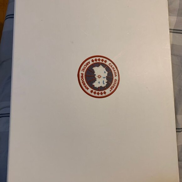 Shelburne Parka Black - Picture 7 of 8